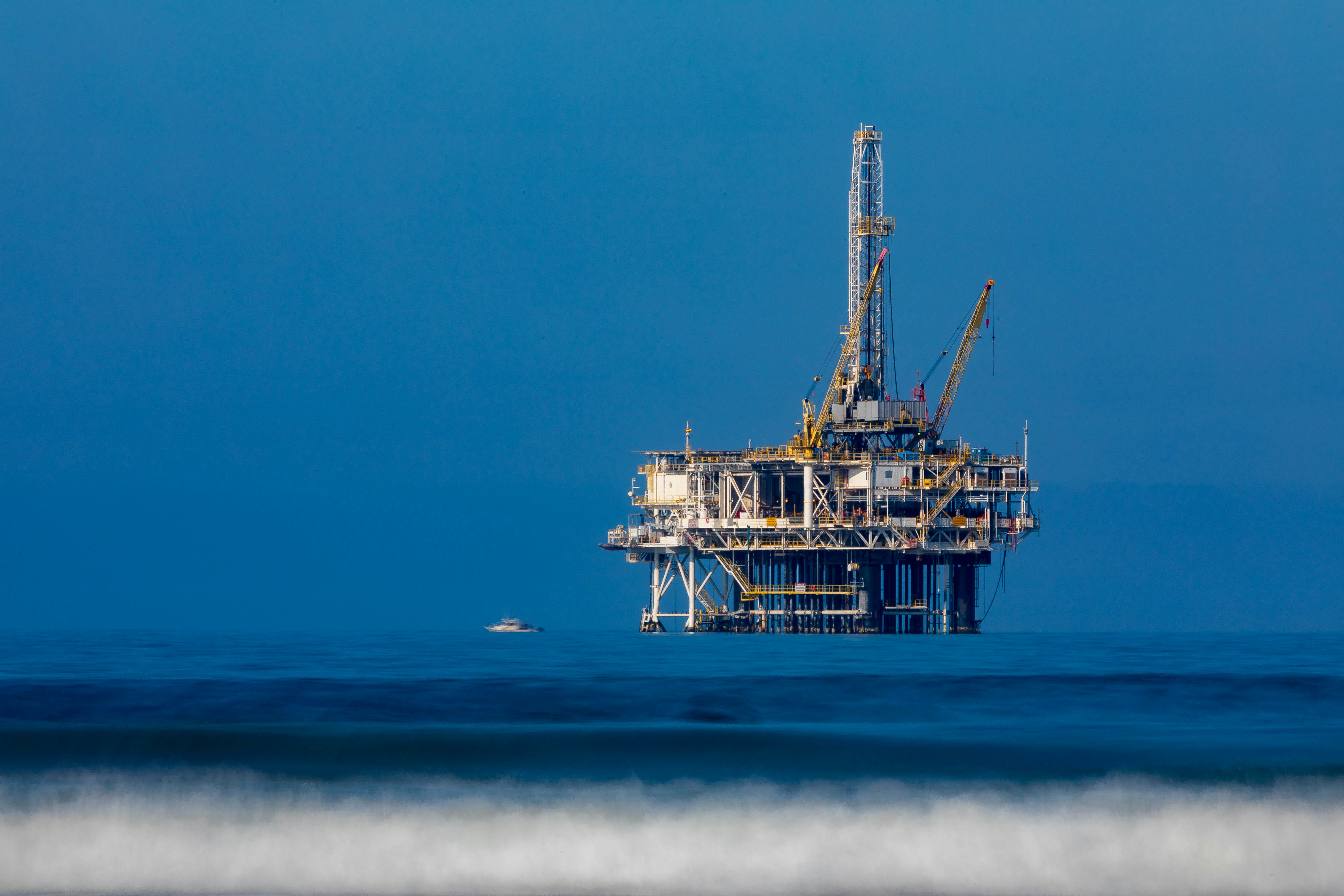 Offshore platform well operations